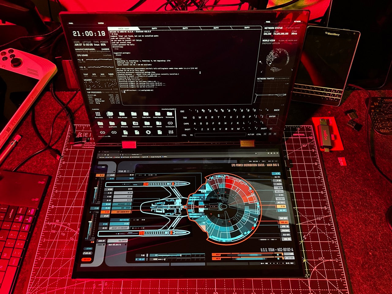 Cyber DuoFlux Laptop - Dual Display Windows + Dual Boot Kali & BlackArch