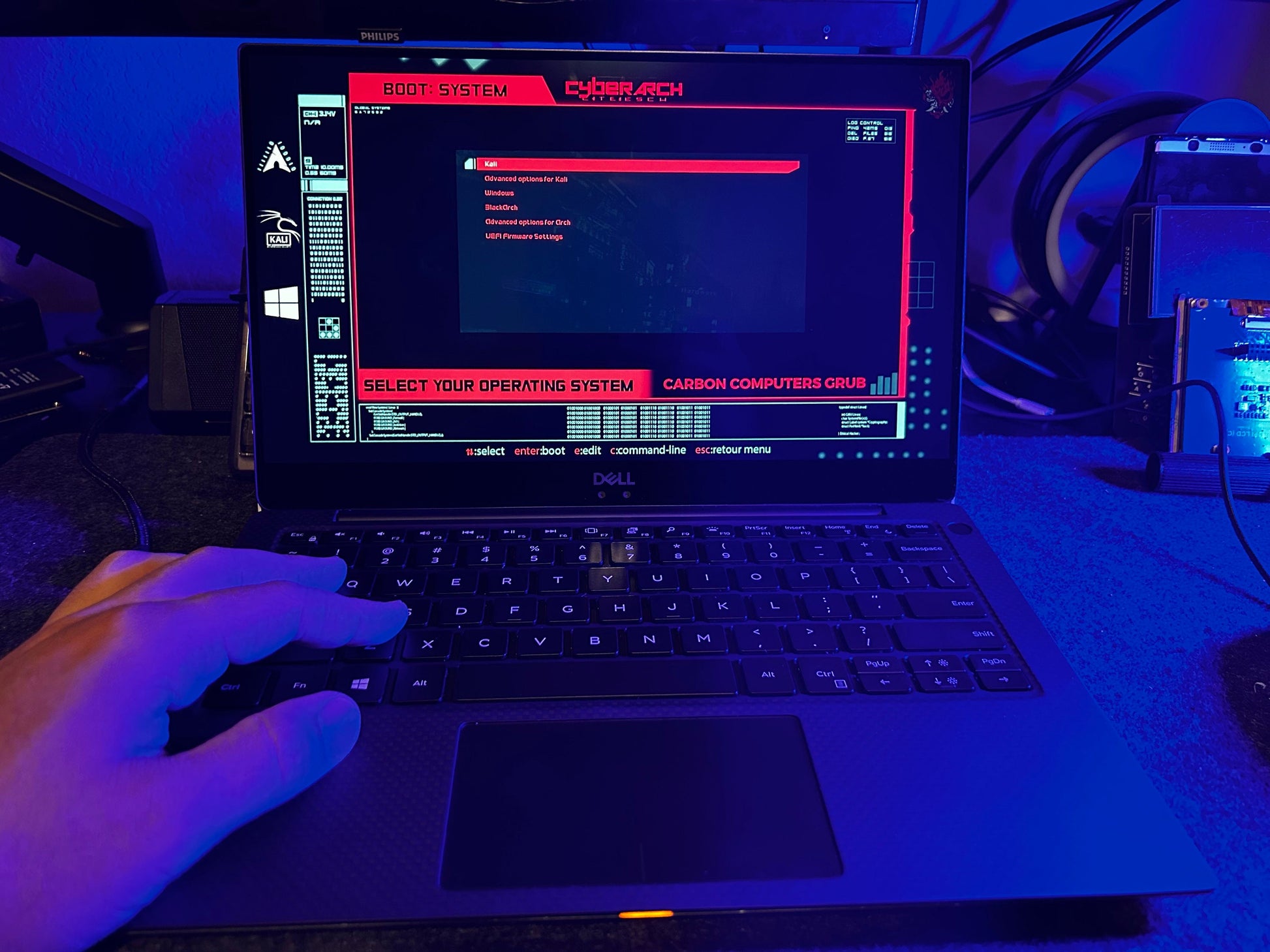 XPS Cyber Laptop with Win + Dual Boot Kali & BlackArch